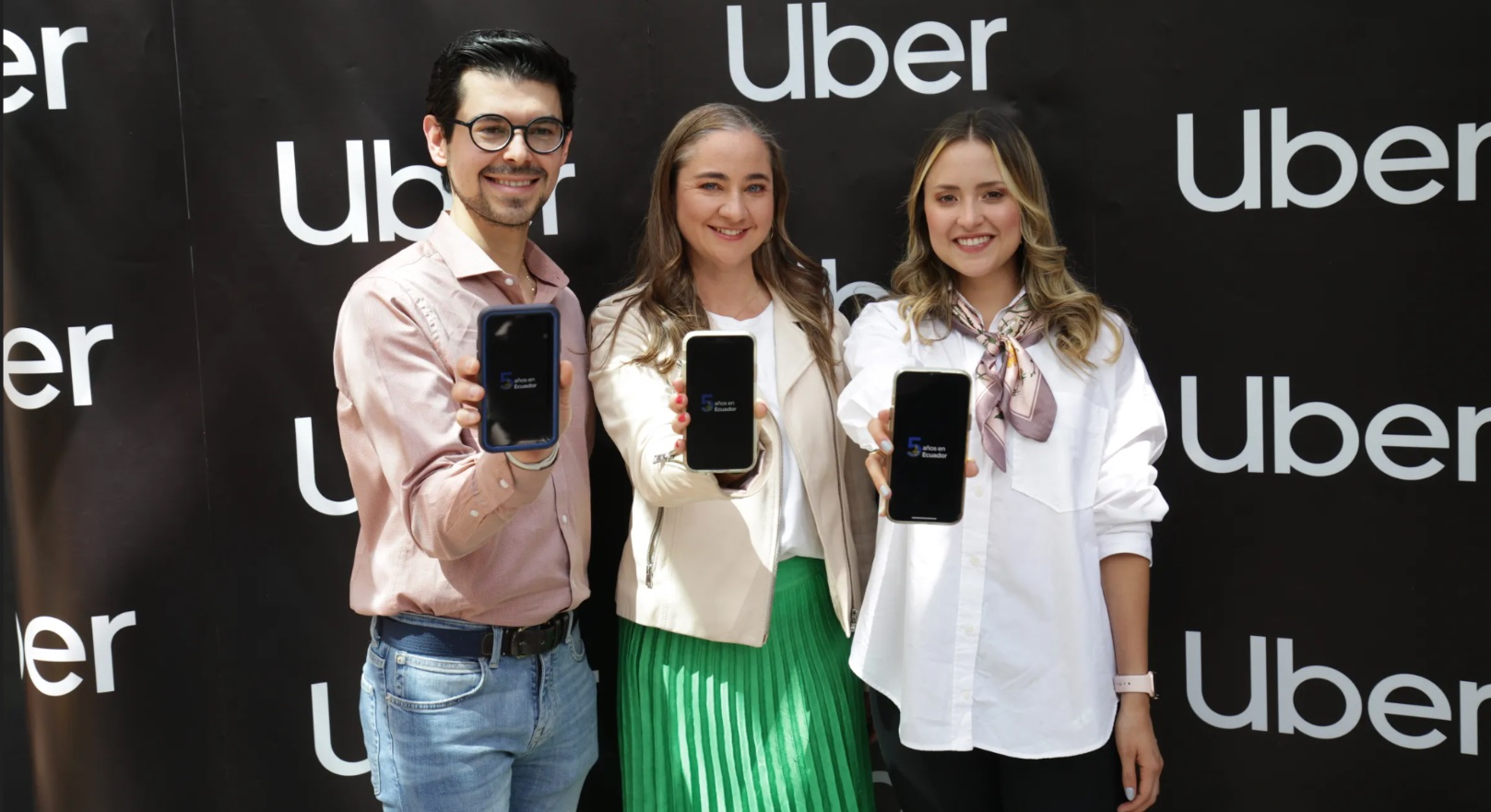 Uber celebra mil millones de viajes