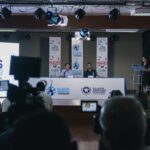 Cientos de comerciantes, en su mayoría mujeres, reactivan la economía del centro deGuayaquil