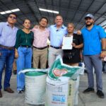 17 asociaciones de Daule se benefician con kits de fertilizantes para arroz