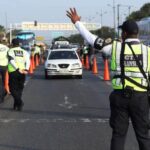 La Policía Nacional asumirá el control de tránsito en 25 vías de Ecuador: ¿qué sucederá con la CTE?