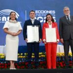 Daniel Noboa Azin y María José Pinto recibieron las credenciales del Consejo Nacional Electoral