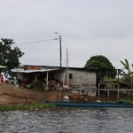 Obras del Gobierno Nacional permiten que la comunidad El Maíz, en Manabí, acceda por primera vez al servicio eléctrico