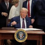 Donald Trump sube a 15% los aranceles a productos de Ecuador