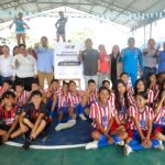 Más de 23 mil estudiantes de la Zona 8 tendrán canchas renovadas gracias a convenio entre Minedec y Fedeguayas