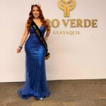 Coronación de la Ab. Judy Blacio como Señora Reina del Ecuador 2025–2026