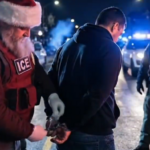 ´Pasa la Navidad en casa’; Estados Unidos triplica el bono por autodeportaciones