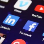 EE.UU. planea revisar el historial de redes sociales de los últimos cinco años a turistas de 42 países