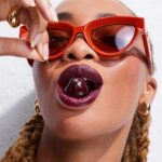 Diciembre abre el camino al maquillaje del 2026: piel real, mirada artística y labios con carácter