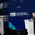 Noboa interrumpe su agenda en Panamá y regresa de forma urgente a Ecuador