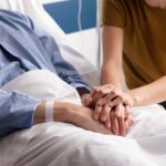 Eutanasia en Ecuador: alertan vacíos legales y riesgos en el proyecto de ley presentado tras fallo constitucional