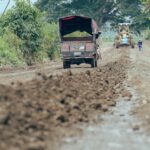 Naranjal: Prefectura del Guayas interviene 9,5 km del camino Trípoli–La Delicia en beneficio de comunidades productivas