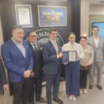 La Cámara de Comercio de Guayaquil hace el develamiento del Récord Guiness