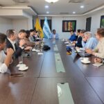 Sector exportador se reune con el Ministro de Producción, Comercio Exterior e Inversiones para definir agenda de trabajo prioritaria para precautelar la competitividad