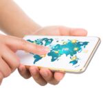 Ecuatorianos se preparan para gastar fuera del país: crecen las compras internacionales en la antesala del Mundial