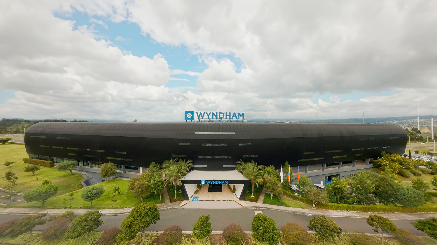 La hospitalidad ecuatoriana vuelve a destacar en el mundo: Wyndham Quito Airport suma su novena nominación a los World Travel Awards.