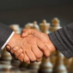 Ecuador destaca en el GBCI 2026 como el segundo país sudamericano más simple para hacer negocios