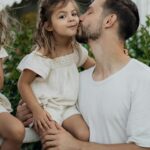 Día del Padre: padres ecuatorianos priorizan el emprendimiento, la tecnología y el tiempo en familia