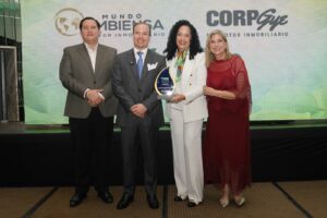 Ambiensa impulsa los reconocimientos Tejiendo Futuro para inspirar un desarrollo sostenible que transforme al Ecuador