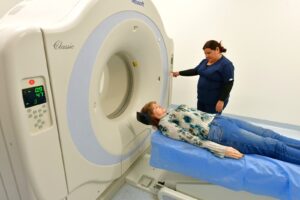 Más de 2,7 millones de atenciones consolidan la red municipal de salud