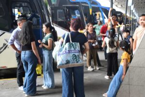 Terminales terrestres de Guayaquil operaron con orden y seguridad durante los tres días de feriado