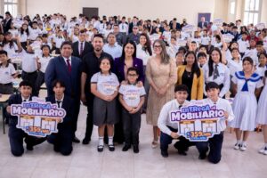Gobierno Nacional fortalece los espacios de aprendizaje con la entrega de mobiliario escolar en Guayaquil, Durán y Samborondón