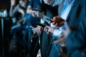 Señales de que las redes sociales te están consumiendo