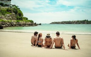 ¿Los feriados realmente reactivan la economía o solo trasladan el consumo?