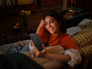 REDMI 17 ya está disponible en Ecuador: autonomía, entretenimiento y rendimiento para el día a día