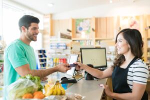 Ventas en Ecuador crecen 19,1% en agosto gracias al impulso de sectores clave