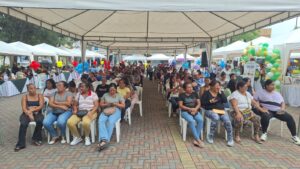 En Milagro, 25 emprendedoras promocionaron y comercializaron sus productos durante la Feria Emprende