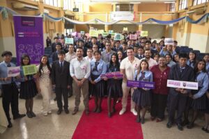 El Ministerio de Educación lanza la iniciativa “Cero Bullying, Cero Violencia” para promover la convivencia pacífica en la Zona 8