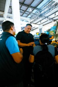 Gobernador del Guayas realiza controles en mercados de la provincia