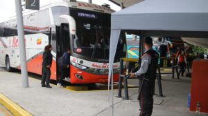 Más de 350 mil pasajeros se esperan en las terminales terrestres de Guayaquil por el feriado