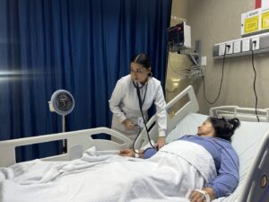 Gobierno de Daniel Noboa impulsa mejoras en la atención del Hospital IESS Portoviejo con más de USD 60 mil en equipamiento médico