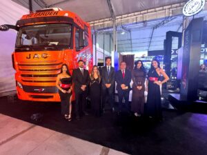 JAC Motors presenta la Frison T9 PHEV y el Super K7 de 550 HP en Automundo 2026